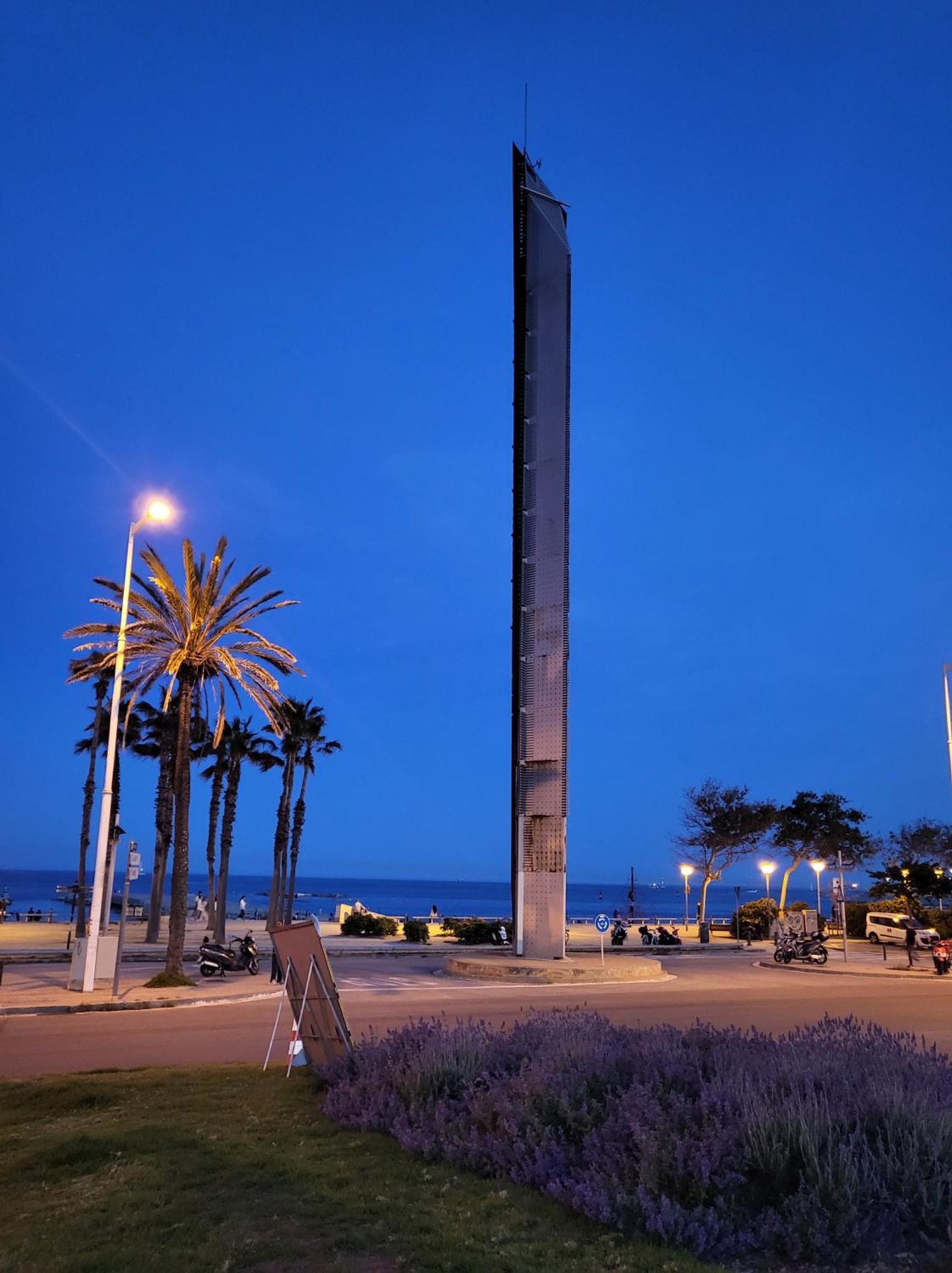 Stunning Flat For 6 People 3 Blocks From The Beach Plus Welcome Breakfast برشلونة المظهر الخارجي الصورة